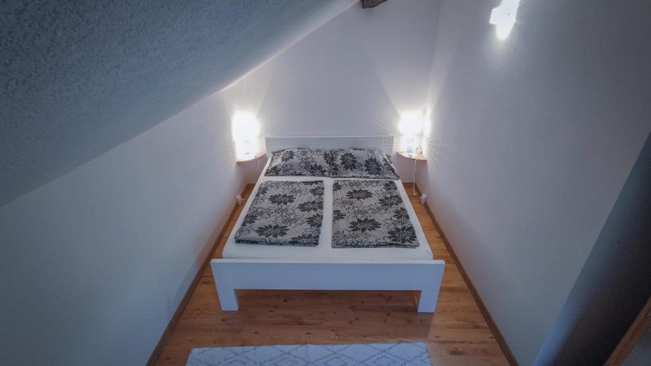 Holiday Home Emir Racic Εξωτερικό φωτογραφία