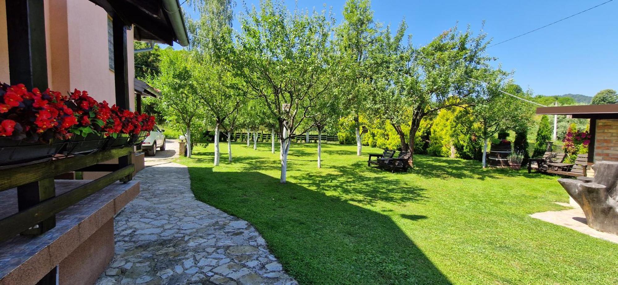Holiday Home Emir Racic Εξωτερικό φωτογραφία